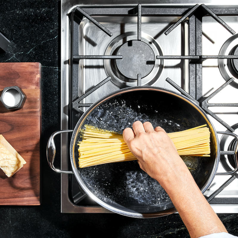 Hybrid Oval Dutch Oven, 6.5-Qt - Image 3