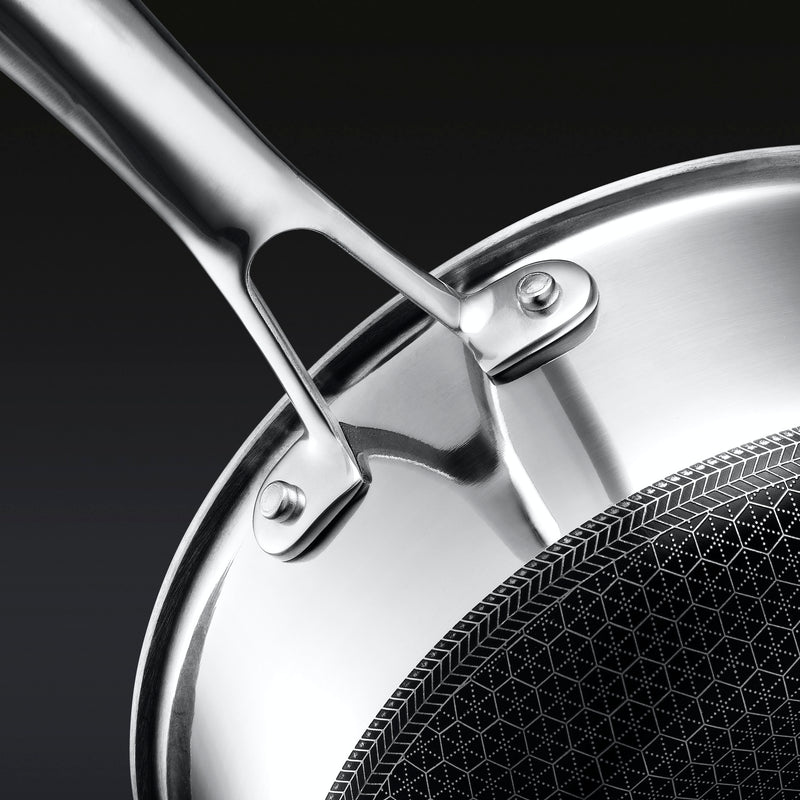 Hybrid Saucepan With Lid, 3-Qt - Image 5